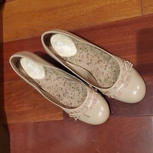 Mudd tan heels size 10